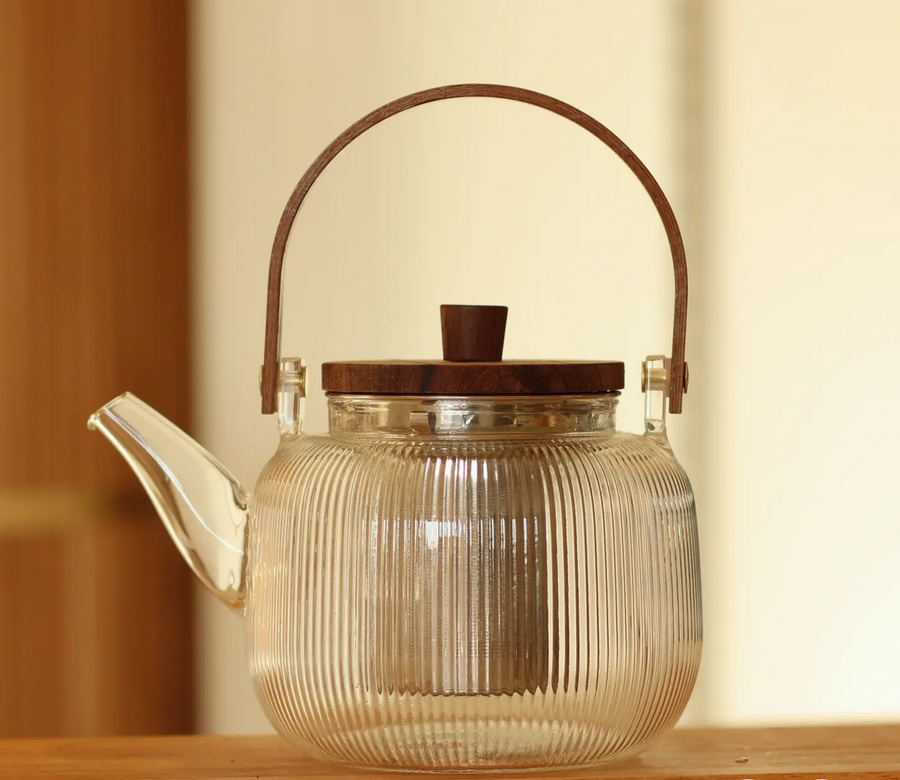 30 oz Mugi Glass Teapot with Handle and Wooden Lid (Ogo Living)